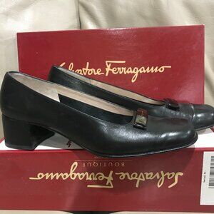 FERRAGAMO SHOES (PREOWNED) SIZE 7 1/2 2A